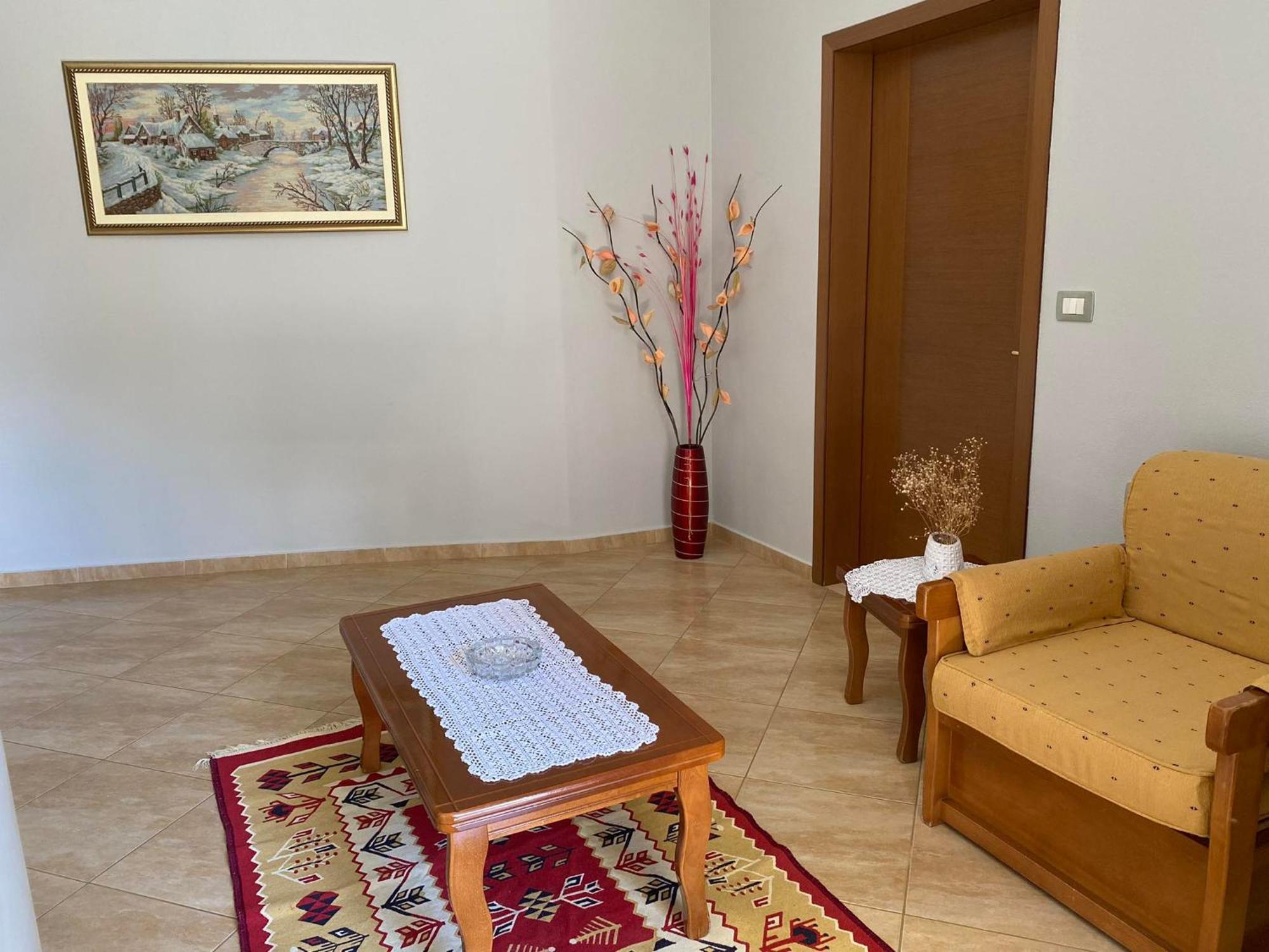Guest House Persa Gjirokaster Luaran gambar