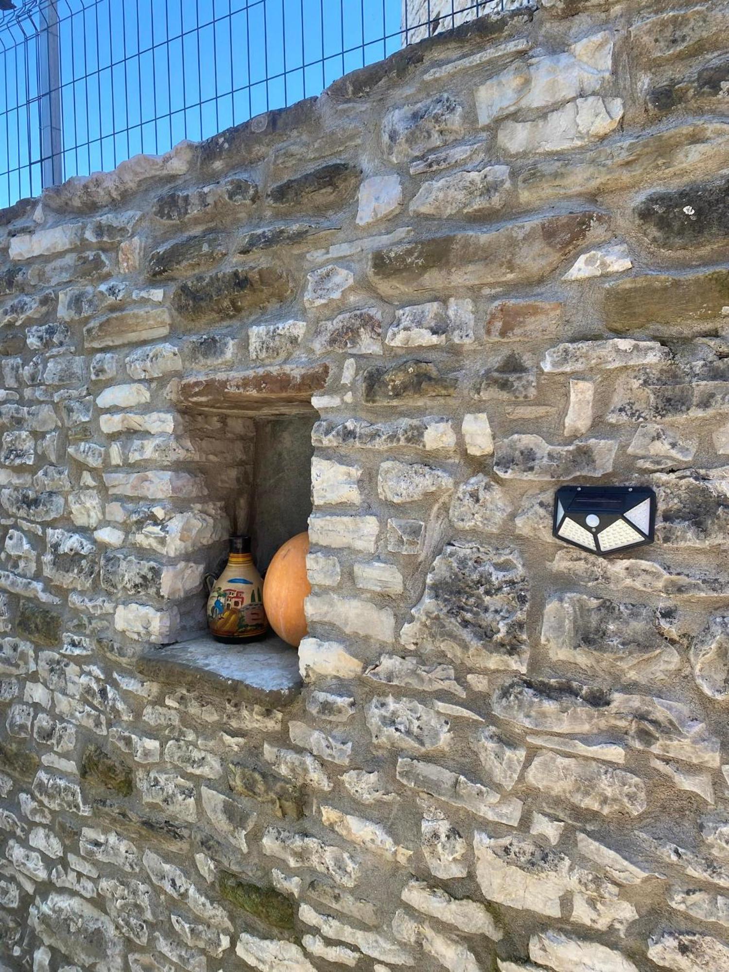 Guest House Persa Gjirokaster Luaran gambar